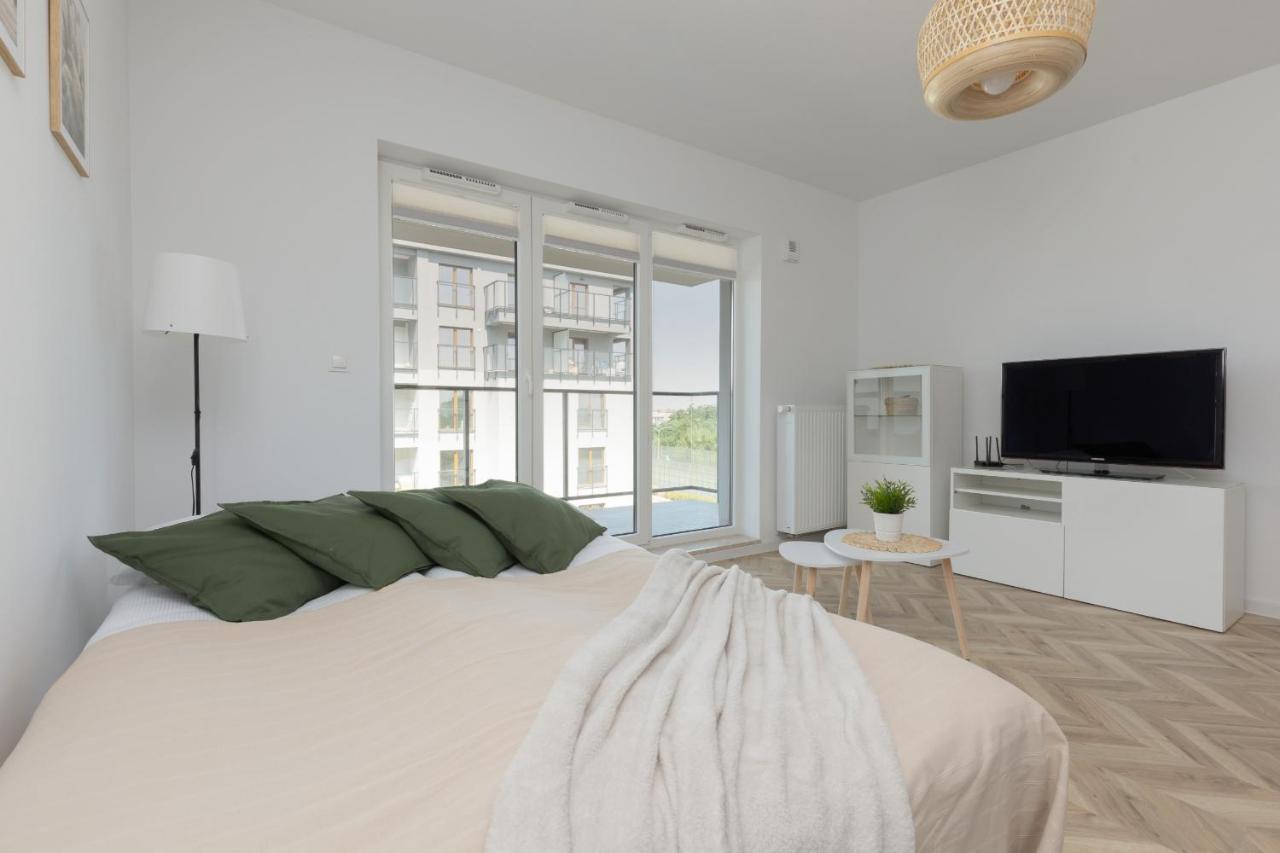 ורשה Ursus Sunny Studio For 4 Guests With Parking & Balcony By Noclegi Renters מראה חיצוני תמונה